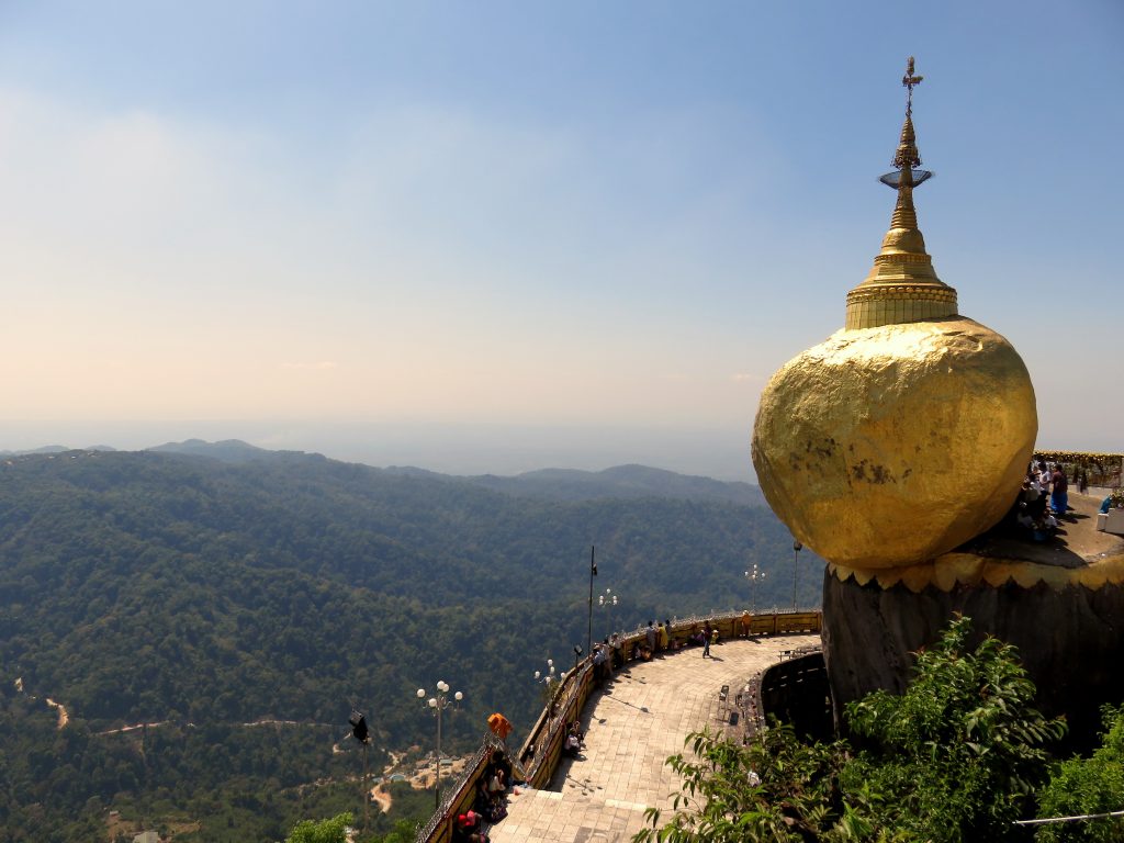 Golden rock - Mount Kyaiktiyo