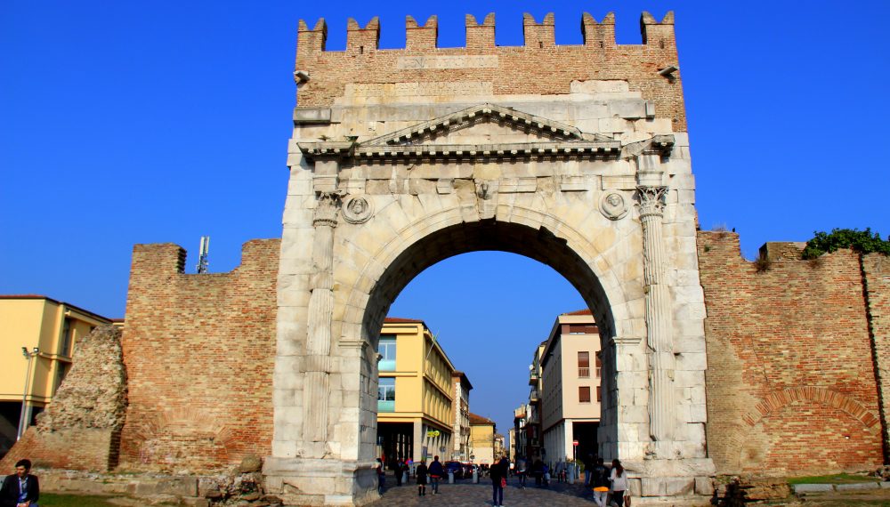 Arco di Augusto - Cosa vedere a RImini