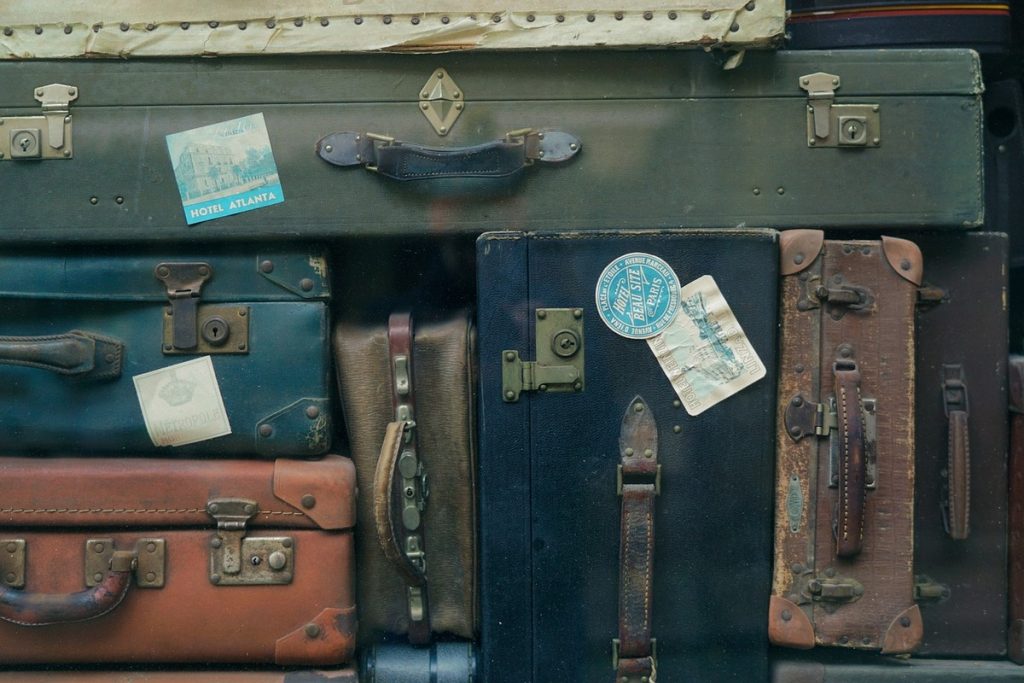 valigia come organizzare un viaggio
